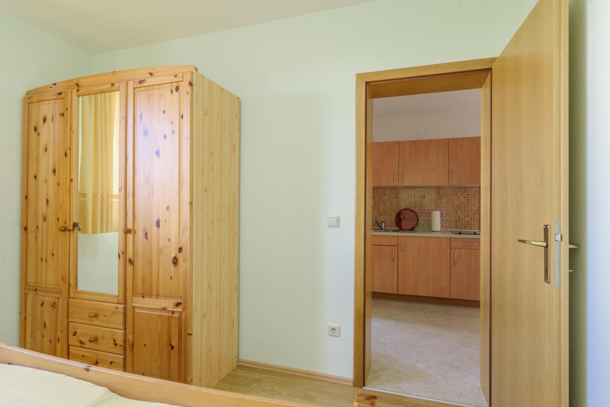 Apartmani Emil トロギール エクステリア 写真